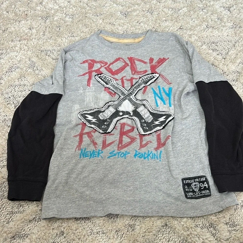Old Navy Boys Medium Rock City Rebel - NY- Never Stop Rocking Long sleeve shirt